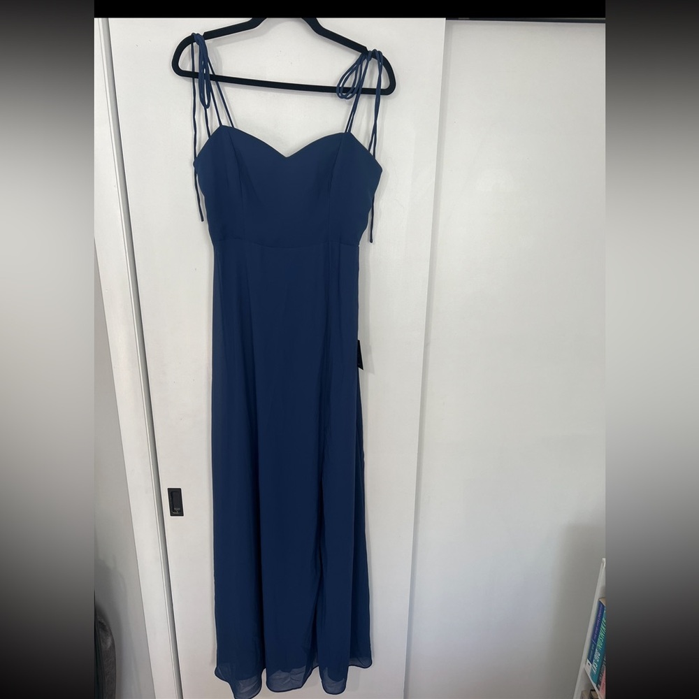 Lulu’s Maxi Dress - Picture 2 of 2